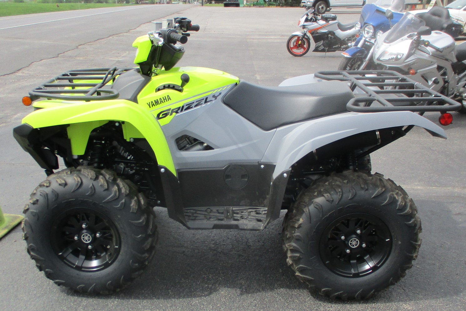 2022 Yamaha Grizzly 700 EPS 4×4 ATV Gray/Yellow « John E Harvey